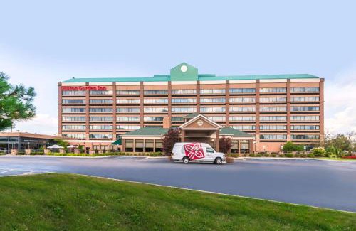 Southfield Hotel | Hilton Garden Inn Detroit Southfield