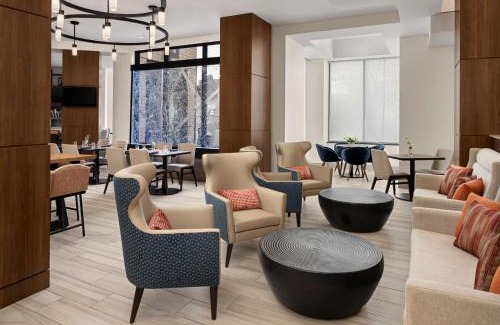 Downtown Minneapolis Hotel | Hilton Garden Inn Minneapolis Downtown