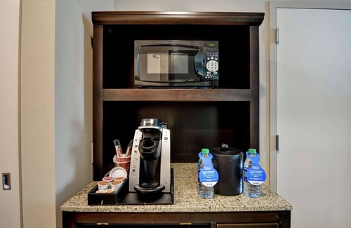 Little Rock Hotel | Hilton Garden Inn West Little Rock