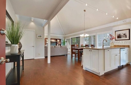 Moss Creek Villa | Hilton Head/Bluffton SC Salt Marsh Cottage in Moss Creek Beautiful, tennis, golf