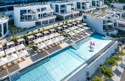 Rubesi Hotel | Hilton Rijeka Costabella Beach Resort And Spa