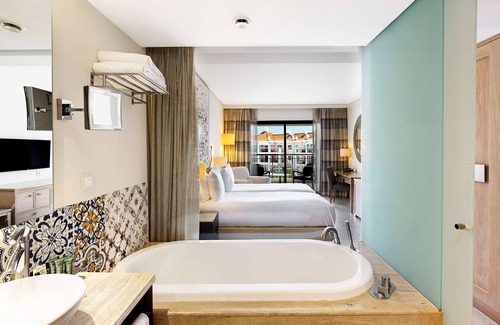 Vilamoura Resort | Hilton Vilamoura As Cascatas Golf Resort & Spa