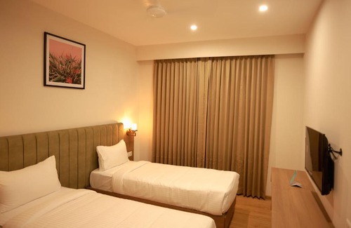 Palakkad Hotel | HILUX COURTYARD