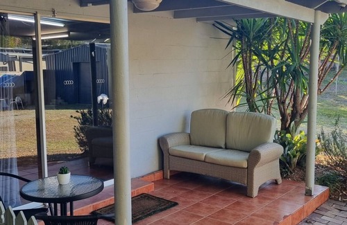 Nerang Cottage | Hinterland Cottage Cosy & Secluded