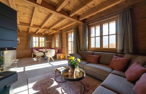 Wildhaus Ski Chalet | Hinterrugg 6-room chalet with mountain view