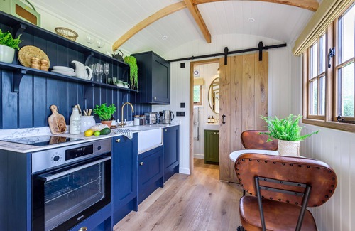 Sherborne Cabin | Hintock, a bespoke shepherds hut offering the magnificent view and outdoor bath