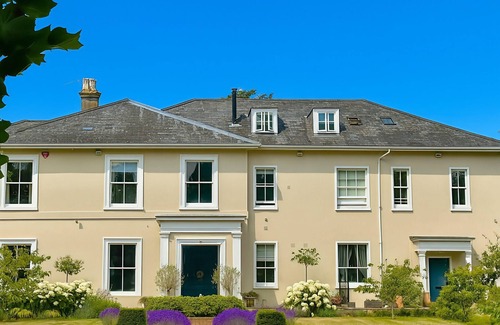Kings Worthy House | Hinton Main House and Grounds 4 Bed