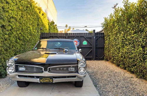 Venice RV Rental | Hip Venice Beach Luxury Airstream and Creative Spacen