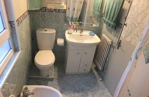 Leon House | Hispánico polideportivo