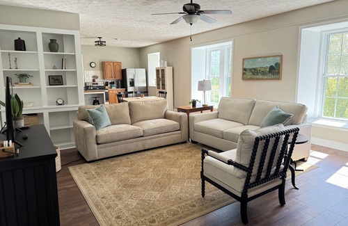 Lebanon - Pine Grove House | Historic 1803 Millstream House estate, newly renovated. 15 mins to Hershey!