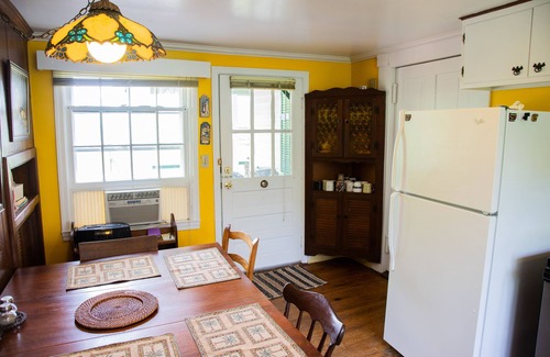 Rockbridge Baths House | Historic 1850s Home at the Base of Jump Mountain