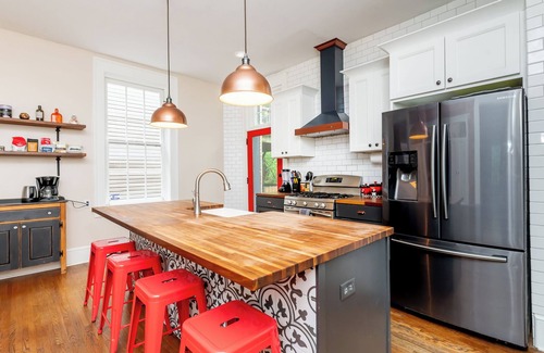 Old Louisville House | Historic 4 BR 3-1/2 BA Brick Home Old Louisville | Near Downtown Expo Derby UL