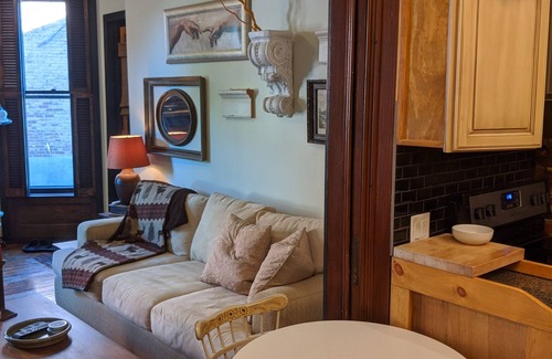 Utica House | Historic Building/Downtown Utica walk to Genesee Street 3