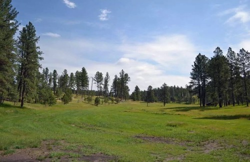 Custer House | Historic Cabin next to Custer State Park, Private