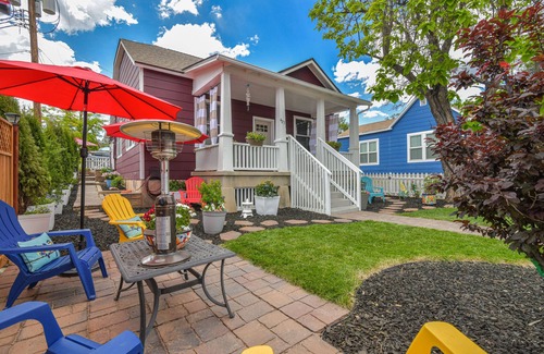 Prescott Cottage | Historic Craftsman home just steps from Whiskey Row!