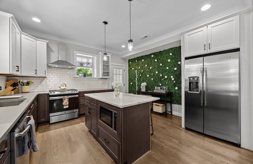 Dilworth House | Historic Dilworth Townhome