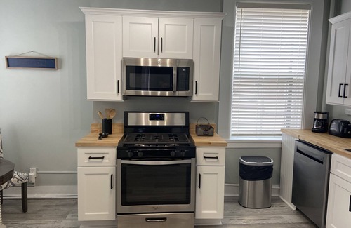 Chillicothe Apartment | Historic Downtown Chillicothe 1840's Loft