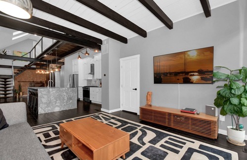 Downtown Columbus House | Historic German Village Charmer with Speakeasy and Arcade Machine!
