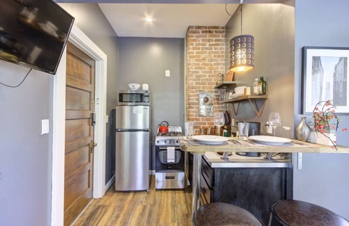 Central Midtown Apartment | Historic Hideaway | Walk to Overton Park & Bars