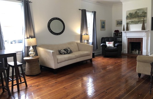 Central Business District House | Historic home in Downtown Mobile next to Civic Center and Mardi Gras parades