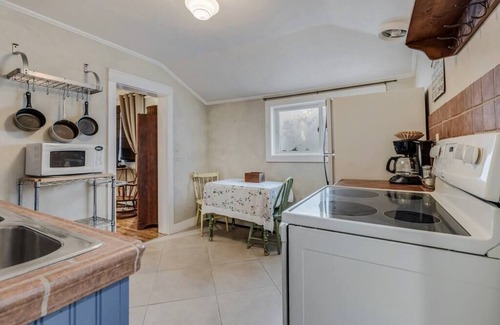 Glenwood Springs House | Historic Home! DT Glenwood