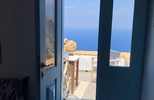 Folegandros Town House | Historic House part of the outer wall of the Castro of Folegandros