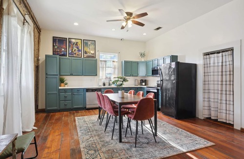 Saint Thomas Development House | Historic Irish Channel Home, Blocks to Magazine St. and St. Charles Ave.