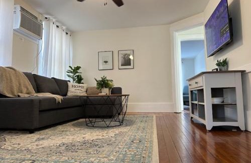 Ludlow House | Historic Ludlow Apt B