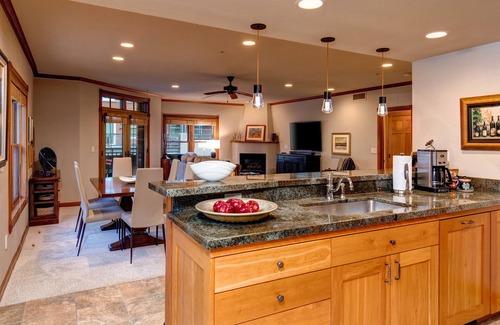 Downtown Park City Condo | Historic Main St. Ski in, ski out. Corner Unit Location, location! Views!