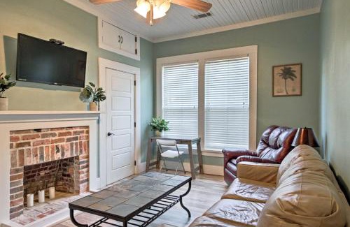 Kreole House | Historic Moss Point House with Loft - 6 Mi to Beach!