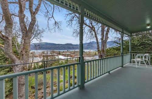 Hood River House | Historic Roe Parker 30 day minimum