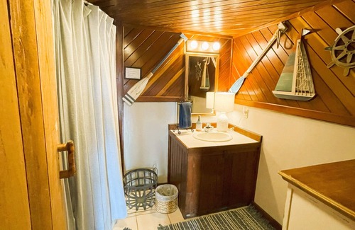 McGregor Cabin | Historic Sadie's Log Cabin