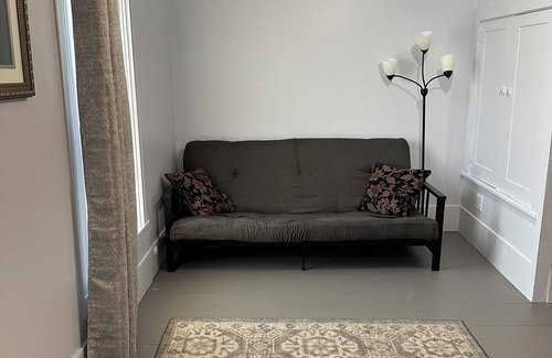 Shepherd Apartment | Historic Shepherd's Gem: Cozy 1-Bedroom Apartment with all the modern amenities