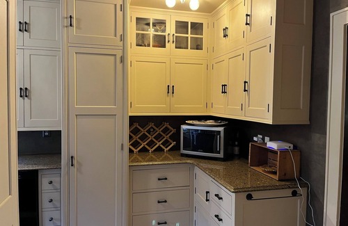 Sioux Falls House | Historic Twin Tudors Inn Northwest Room (KP1400NW)