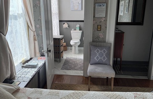 Seneca Falls Bed & Breakfast | Historical B&B located in New York's Finger Lakes Region