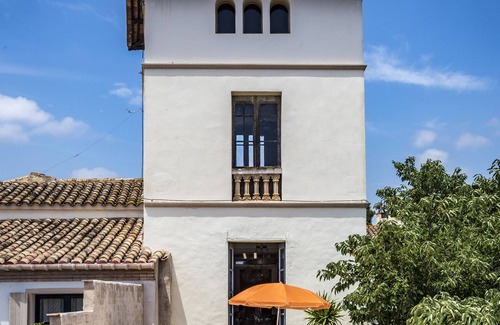 Saifores Villa | ⚜️ Historical Spanish Mansion🍷 Vineyards ⛱ Beaches
