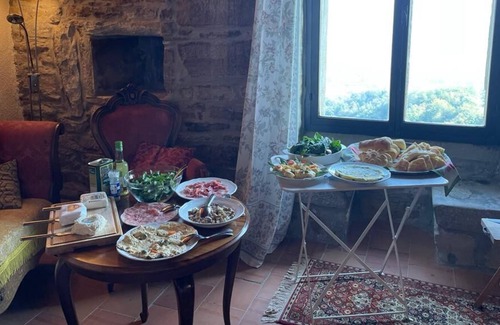 Denice House | Historick StoneHouse in Piedmont with stunning view!