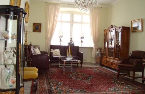 Senheim House | Historischer Winzerverein Boutique B&B