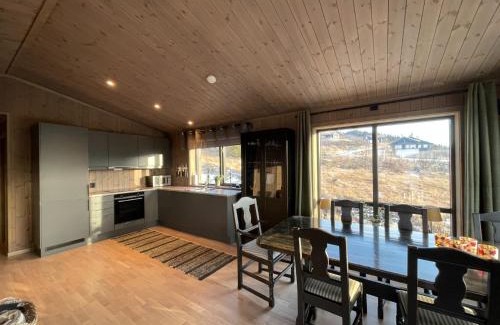 Nord-Torpa House | Hjertebo by Norgesbooking - cabin at Spåtind