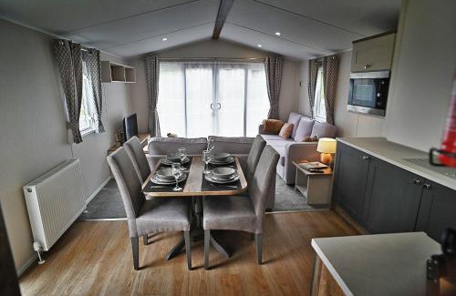 Longridge Other | Hobbit - Holiday Lodge