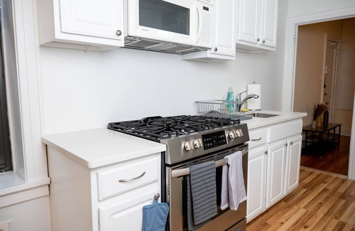 Hoboken Apartment | Hoboken Haven – Heart of town!