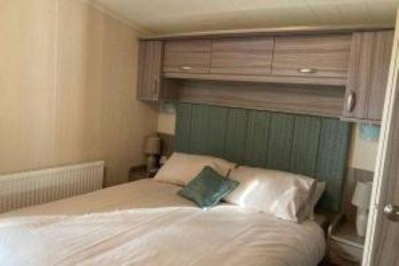 Christchurch Resort | Hoburne Park Sunflower