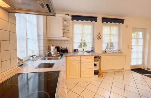 Koelpinsee Apartment | Hochwertig, Moderne und Gemütliche Ferienwohnung mit 65qm für Vier Personen