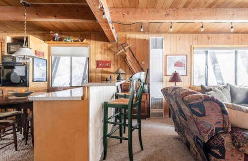 Serene Lakes Cabin | Hodge Podge Lodge · Quaint Cabin in Serene Lakes - Close to Skiing!
