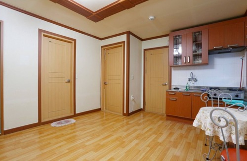 Seowon House | Hoengseong Jamjari Pension