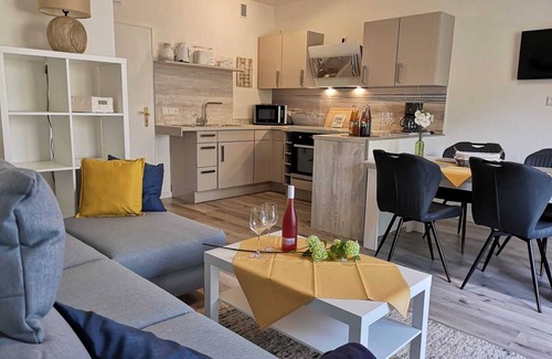 Himbergen Apartment | Hofidyll Fewo