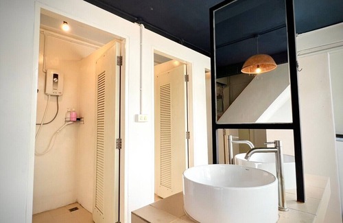 Bang Rak Hotel | Hoft Hostel Bangkok