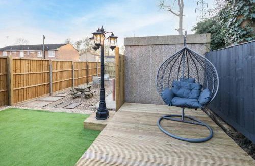 Watford House | Hogwarts Hideaway Themed Property