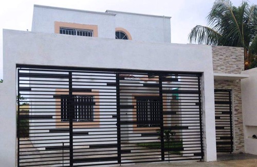 Lafayette House | Hola! Bienvenidos! Este hogar es totalmente seguro y está listo para recibirte