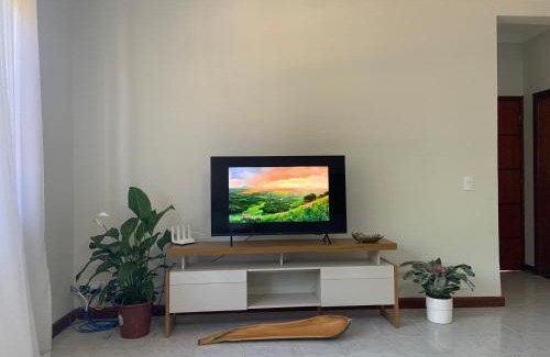 Engenheiro Coelho House | Holambra tá aqui pertinho!